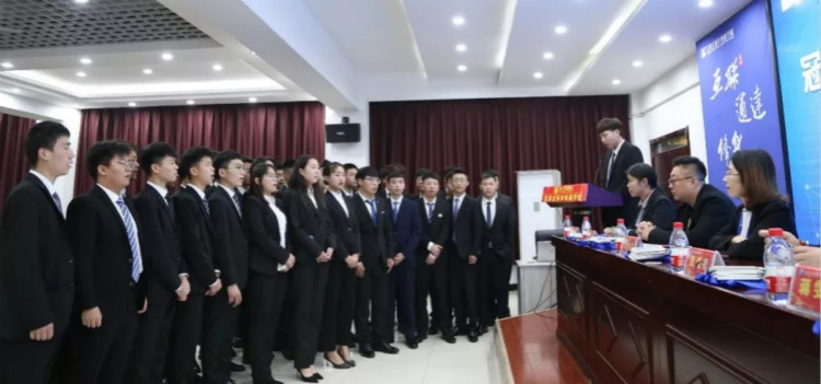 新華互聯(lián)網(wǎng)科技提質(zhì)培優(yōu)，堅持以好就業(yè)為導向