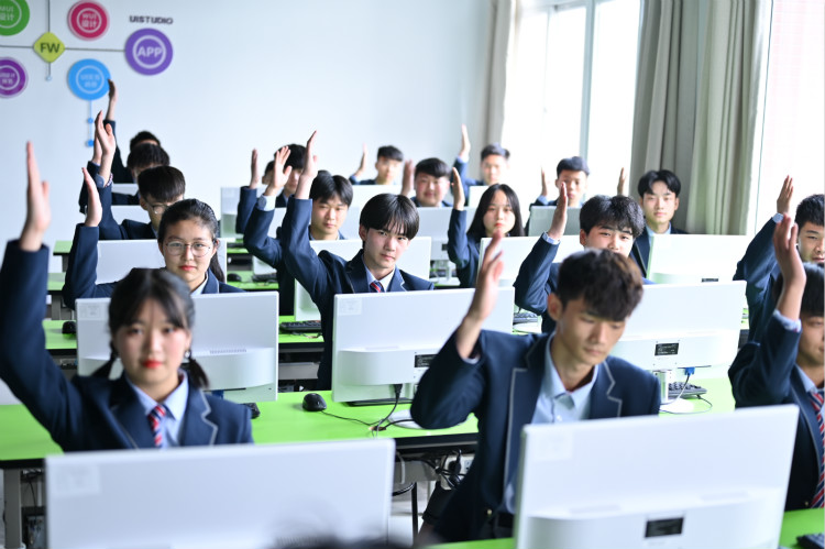 阿里巴巴人才認(rèn)證來啦！持證上崗，我們是專業(yè)的