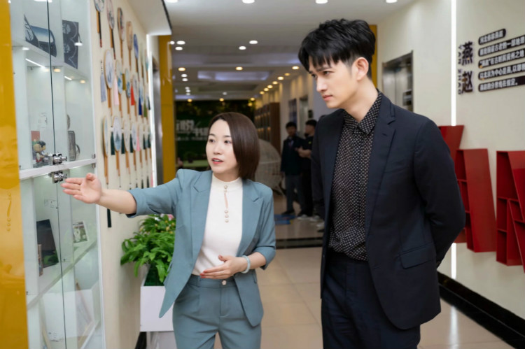 馬可來新華重拾校園生活，青春“競”是精彩！