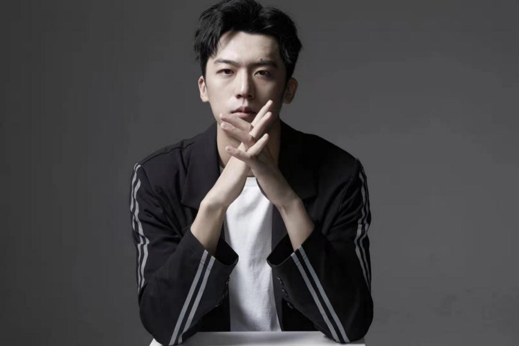 明星進校園丨如果你在新華見到了他請不要驚訝！