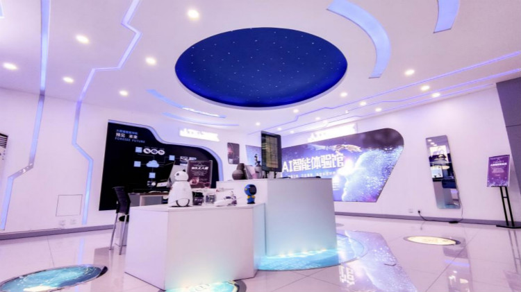 明星進校園丨如果你在新華見到了他請不要驚訝！