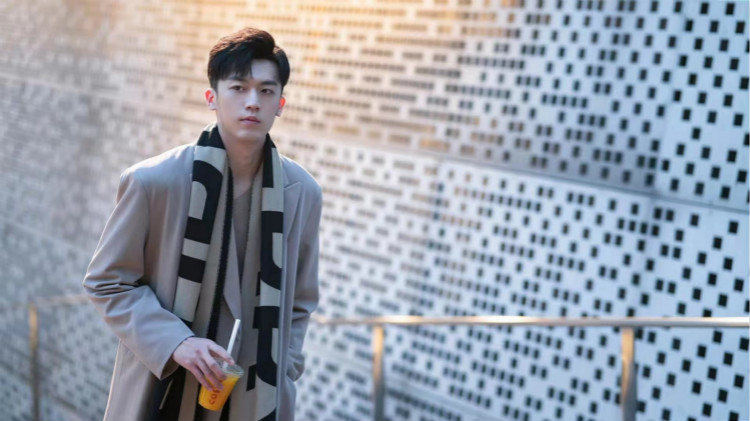 明星進校園丨如果你在新華見到了他請不要驚訝！