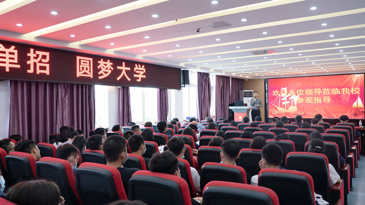 初中分流提前擇校，選擇新華實現(xiàn)彎道超車！