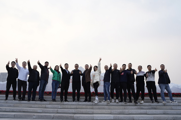 2021四川新華冬季大練兵圓滿舉行，開啟2022新征程！