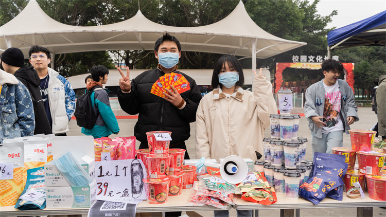 四川新華“雙十二”教育嘉年華系列活動火爆來襲?！