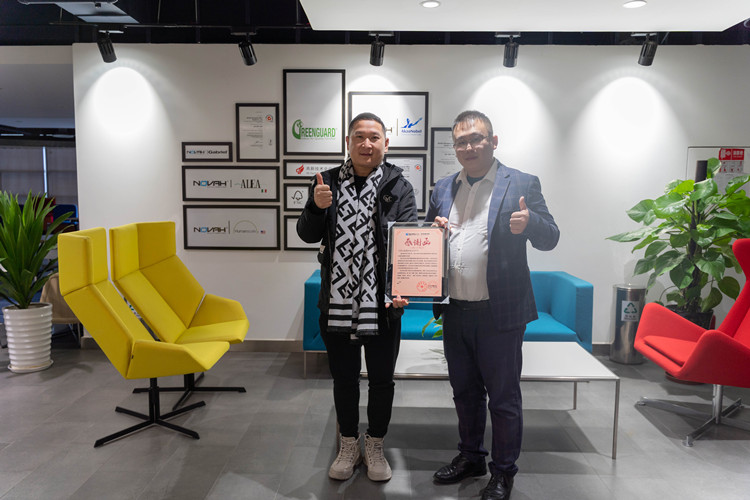 新華校企定制班，助你就業(yè)無(wú)憂