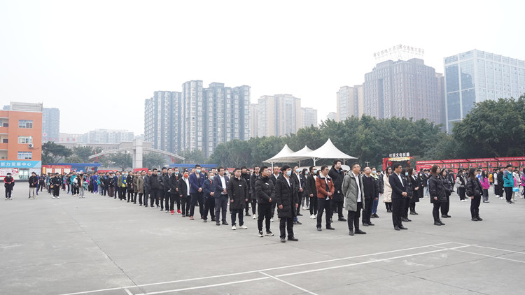 新學(xué)期 新氣象2022新華第一次升旗儀式隆重舉行！