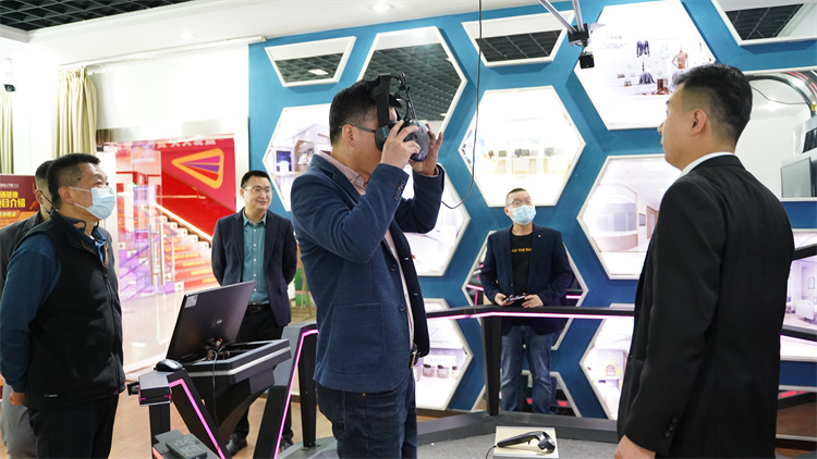 熱烈歡迎智能制造企業(yè)走進成都新華交流學習指導！