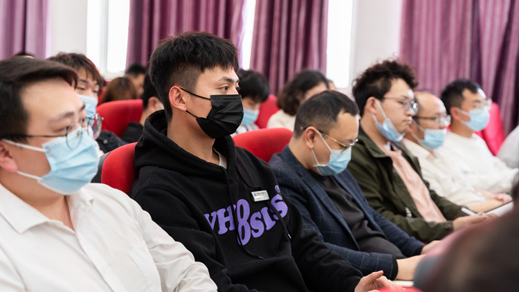 新華大講堂|加強(qiáng)師資力量建設(shè)，共建強(qiáng)校師資團(tuán)隊(duì)