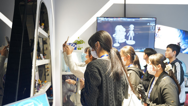 新職教新未來(lái)：新華五一游園會(huì)新鮮出爐！