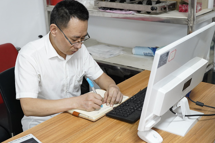 開學季，新華有話對你說......