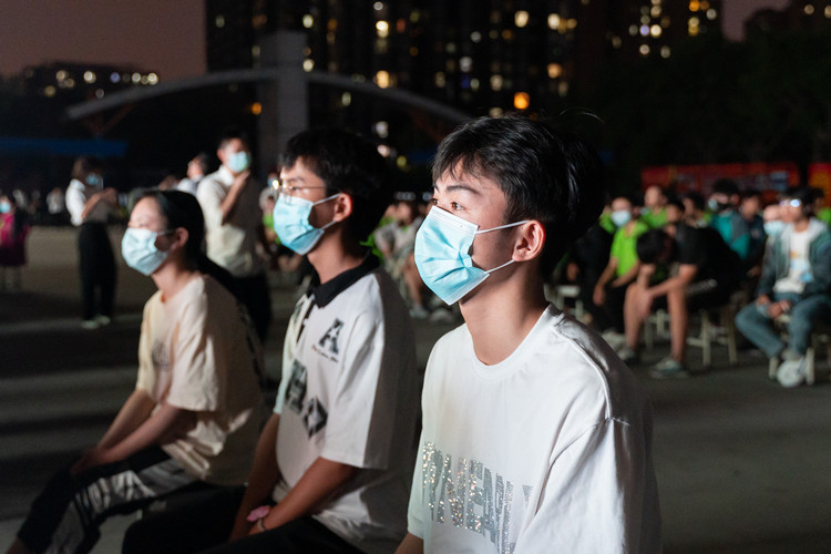 開學季，新華有話對你說......