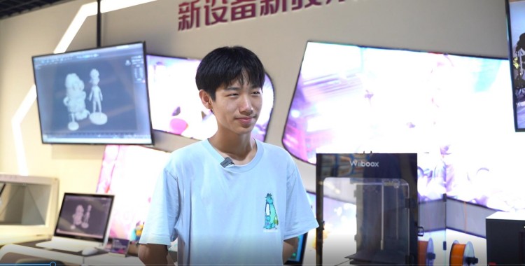 新生故事|遠(yuǎn)赴蓉城，勤奮求學(xué)