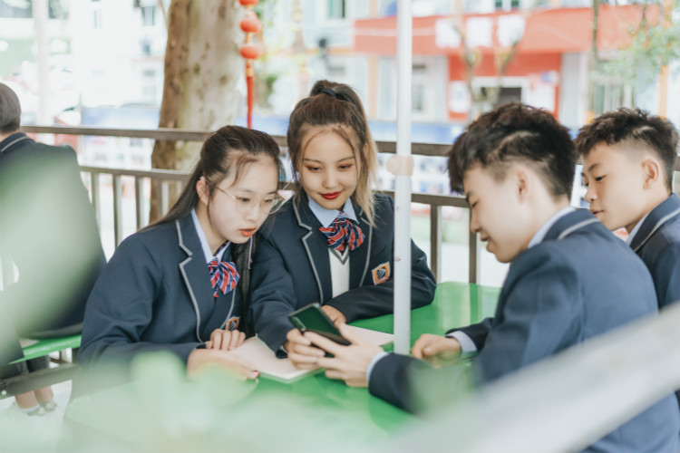 揚帆正當(dāng)時，職教新未來！技術(shù)改變命運！