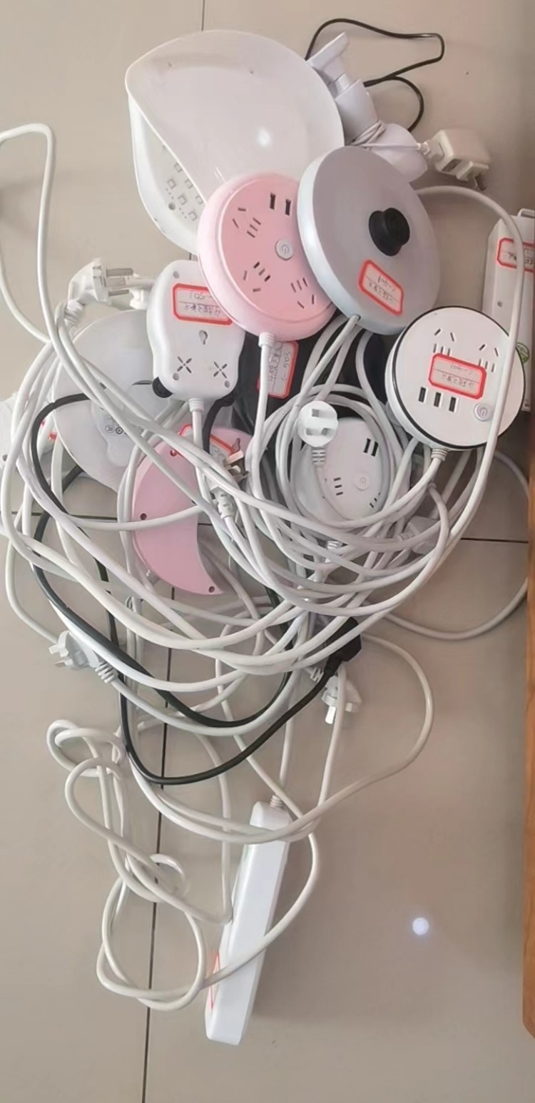 筑牢安全防線，建設(shè)新華校園