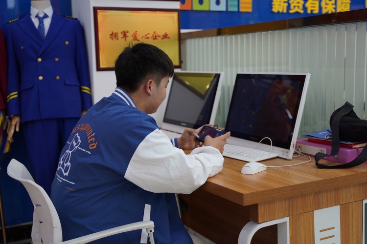 新生故事|逐夢電競，共赴賽場