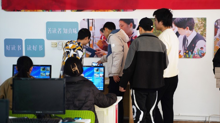 乘風(fēng)遠(yuǎn)航啟新程，春華秋實(shí)繪藍(lán)圖