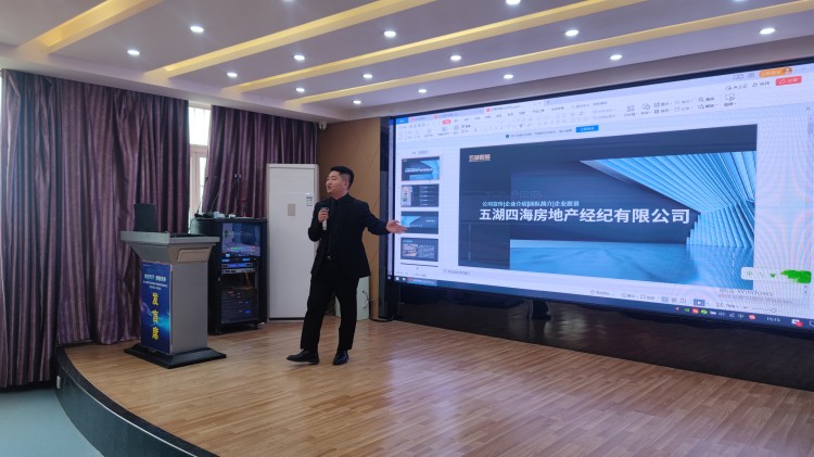 就業(yè)難度再升級，職教行業(yè)勇爭鋒