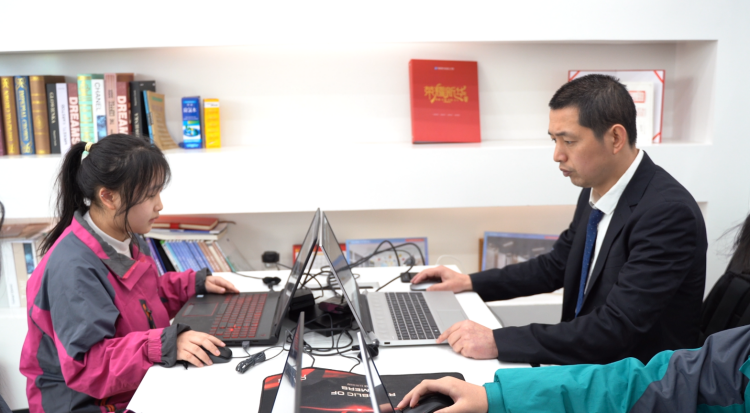 VR建筑專業(yè)學(xué)姐告訴你：成績不是一切！真技術(shù)更是真本事