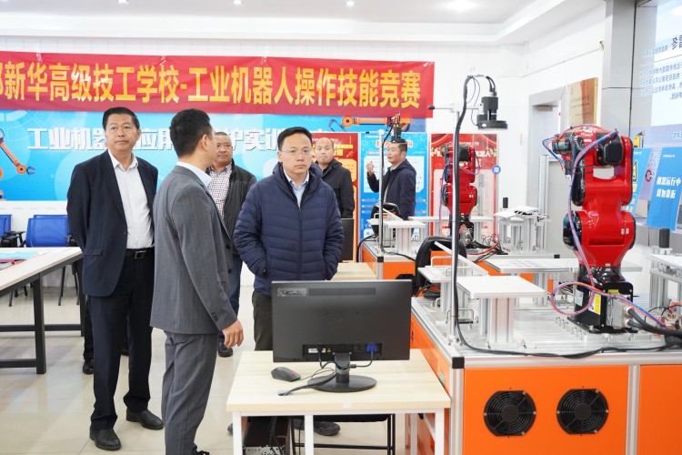 調(diào)研促發(fā)展，攜手育青苗