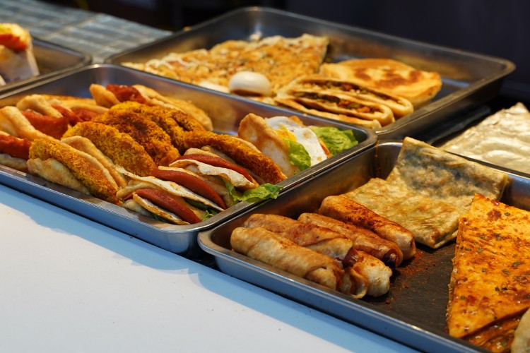 同學(xué)們深夜慎點(diǎn)！“舌尖上的新華”來(lái)啦~