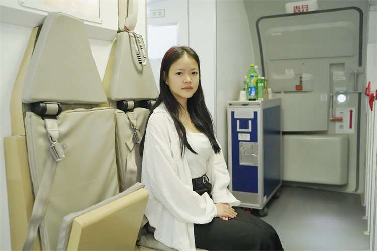 新生故事|逐夢(mèng)新華，激昂青云