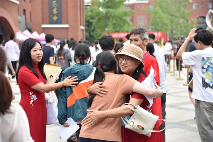 新生活，新旅途：高考后，你最想做的事情是什么？