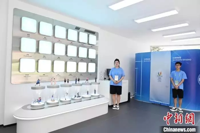 成都大運(yùn)會(huì)＂機(jī)器人總動(dòng)員”