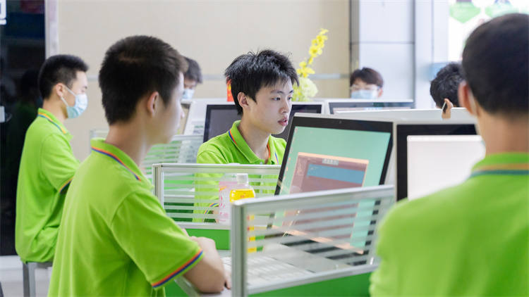 軍訓(xùn)后開學(xué)第一周，一起來看活力滿滿的大家