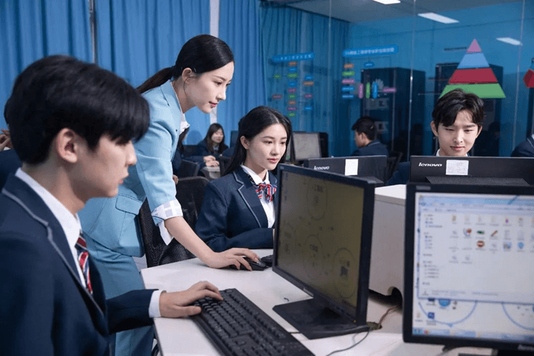 致家長(zhǎng)：你還在為孩子上學(xué)煩惱？