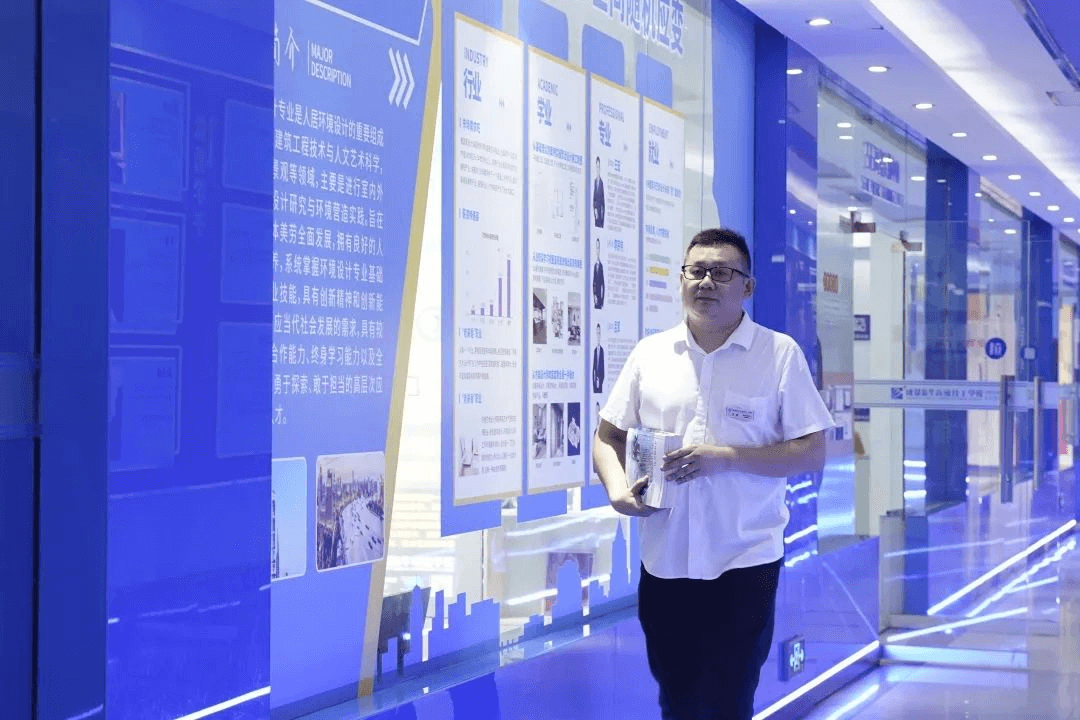 開(kāi)學(xué)季，新華的老師們有話(huà)對(duì)你說(shuō)！