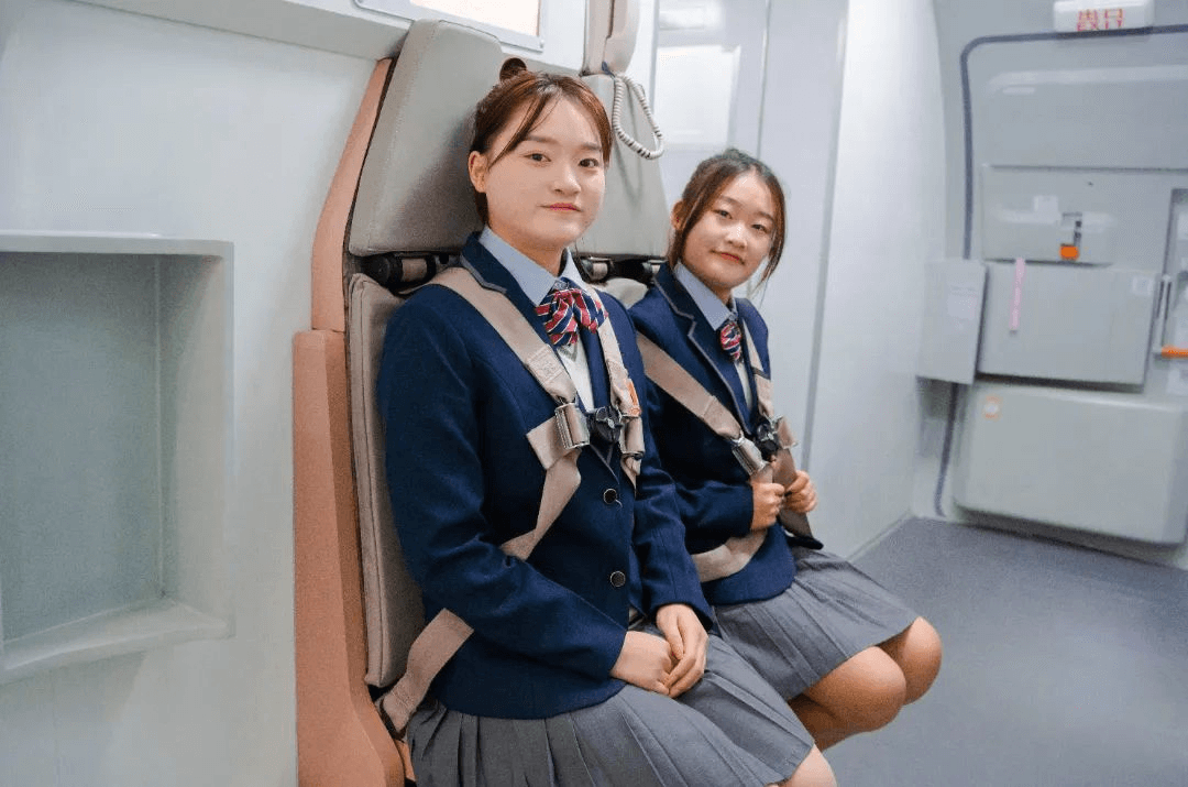 老朋友，新同學(xué) | 相聚新華，夢想起航