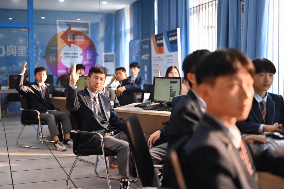 中考只剩三個月，平時成績不理想的初中生應(yīng)該何去何從