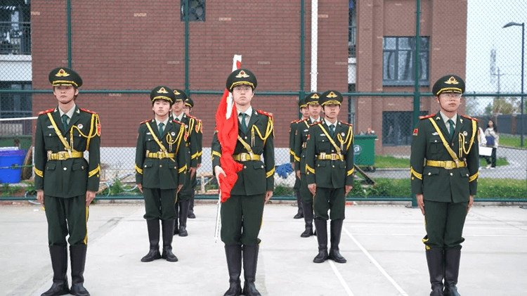 花事正盛！學(xué)技正當(dāng)時(shí)，莫負(fù)成都新華好春光！