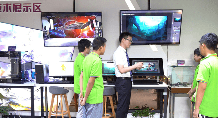 致中高考學(xué)子：放輕松！人生的賽道有很多！